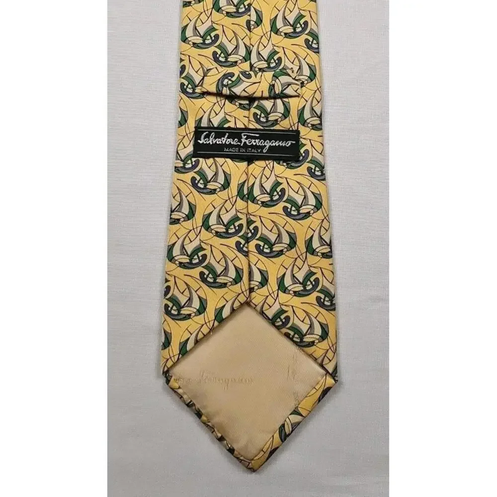 SALVATORE‎ FERRAGAMO Yellow Geometric Silk Tie Italy